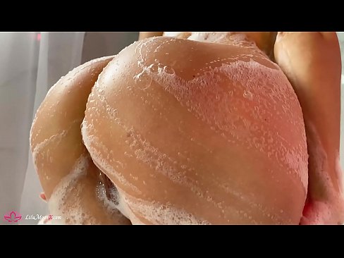 ❤️ Brunetta masturba la figa con il vibratore fino ad un intenso orgasmo sotto la doccia ❌ Porno analeal it.rexporn-com.ru ❌